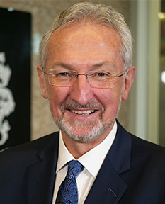 Photo of Leonard, Krog